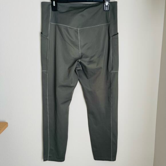 Girlfriend Collective Green Compressive Pocket Leggings (XL) - Picture 4 of 7
